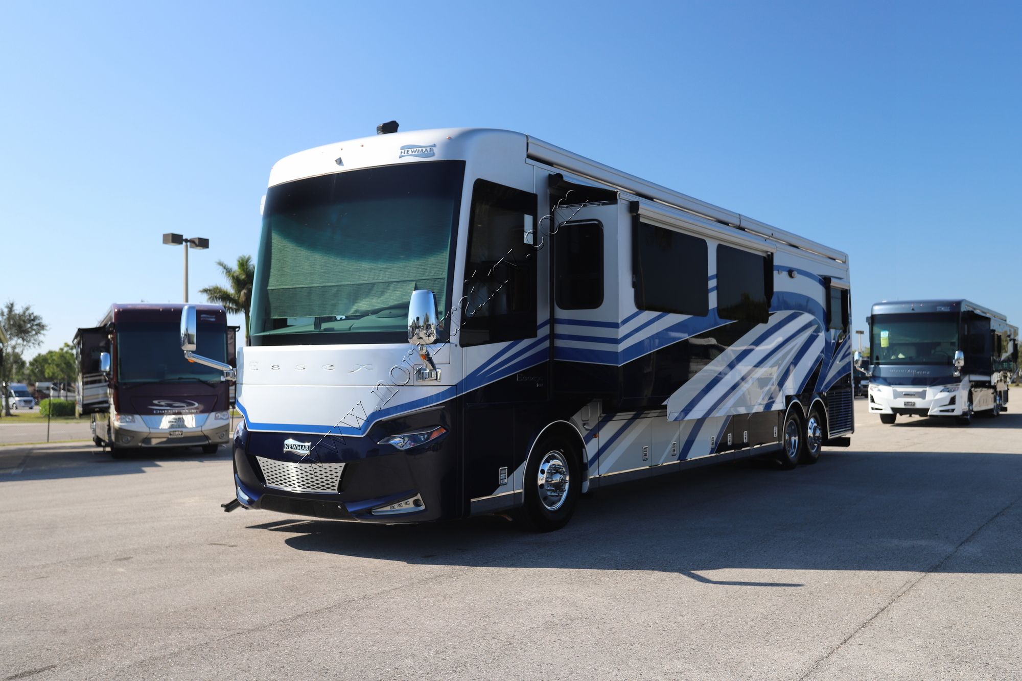 Used 2022 Newmar Essex 4551 Class A  For Sale