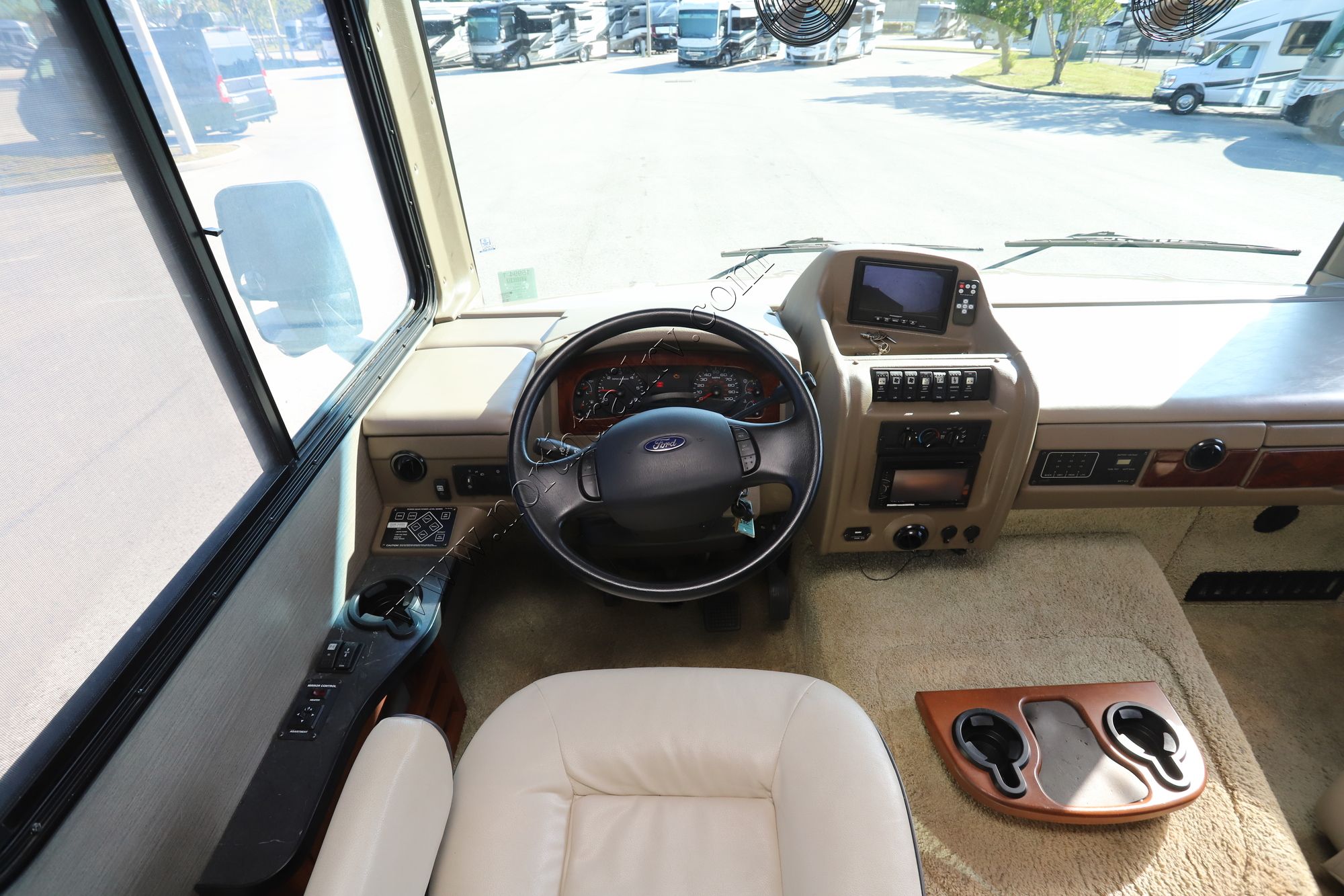 Used 2015 Fleetwood Bounder 33C Class A  For Sale