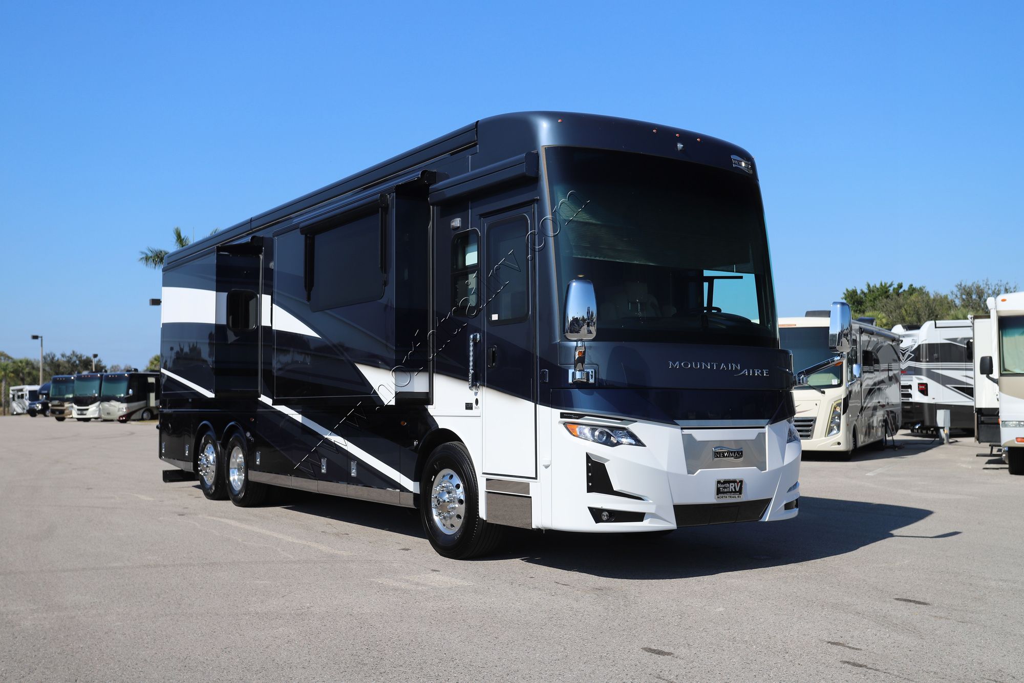 New 2025 Newmar Mountain Aire 3825 Class A  For Sale