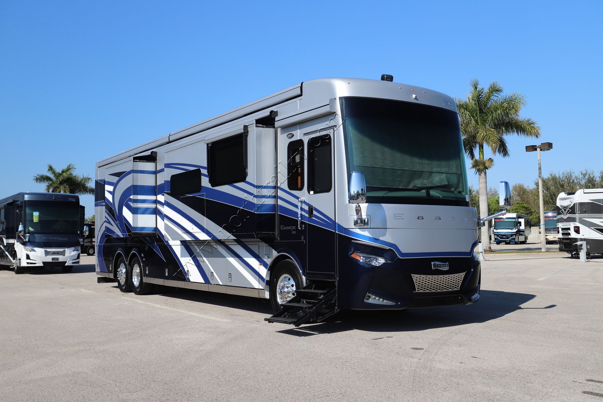 Used 2022 Newmar Essex 4551 Class A  For Sale