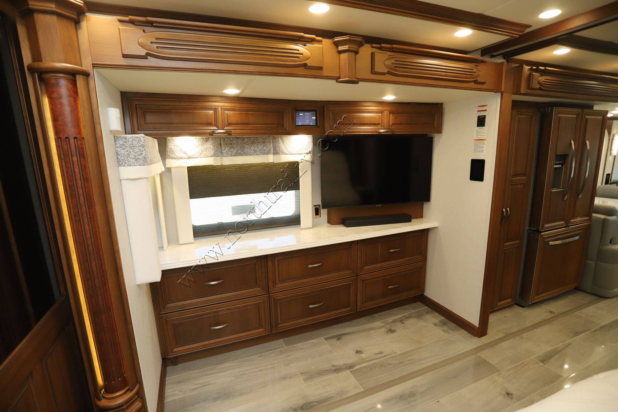 Used 2022 Newmar Essex 4551 Class A  For Sale