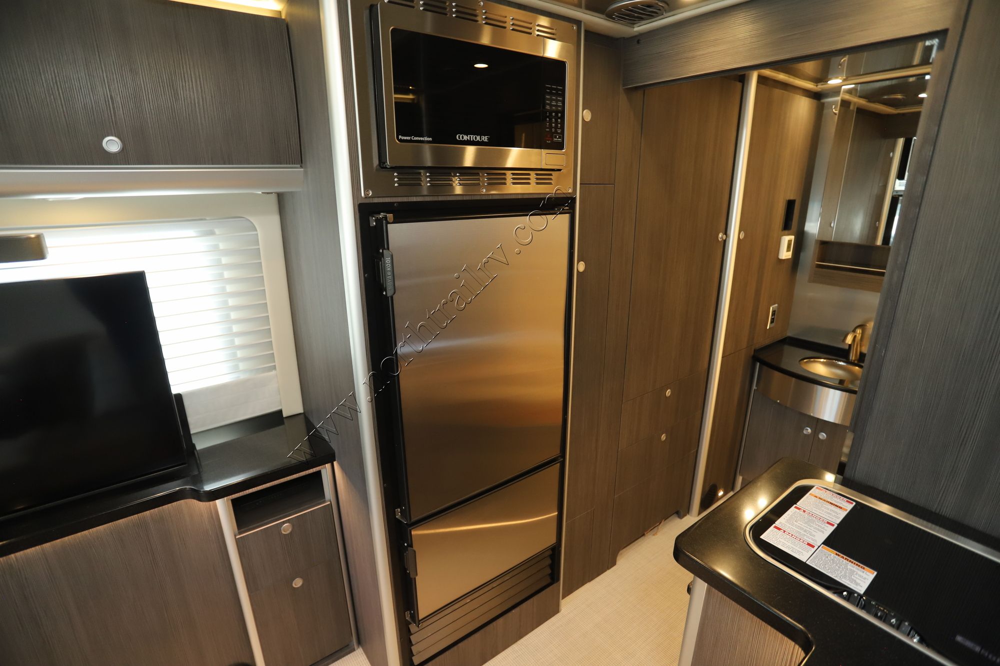 2022 Airstream Atlas MB Class C Used  For Sale