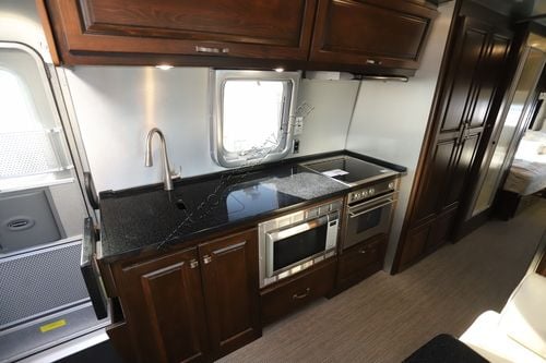 2023 Airstream Classic 33FB Travel Trailer