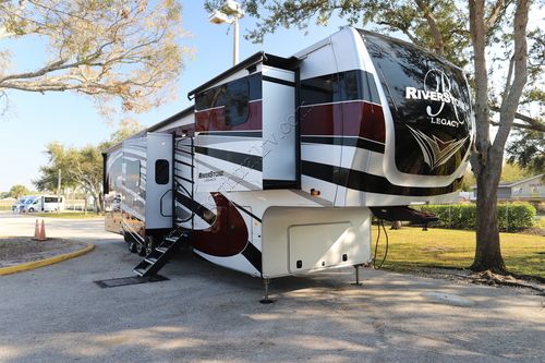 2022 Forest River Riverstone Legacy 42FSKG