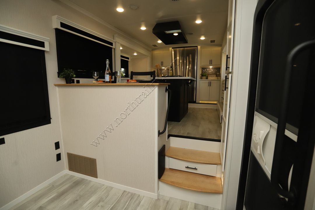 2022 Forest River Riverstone Legacy 42FSKG 16140-1
