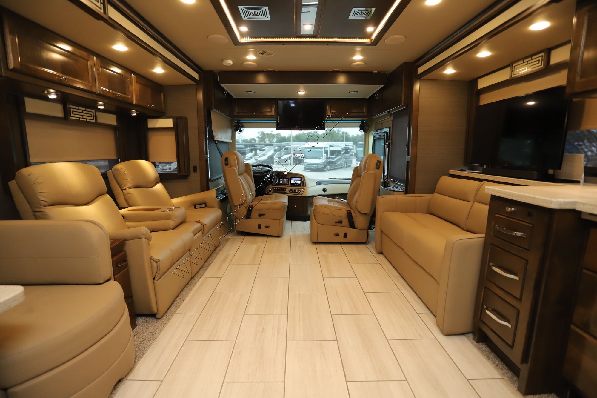 Used 2021 Tiffin Motor Homes Allegro Red 37BA Class A  For Sale