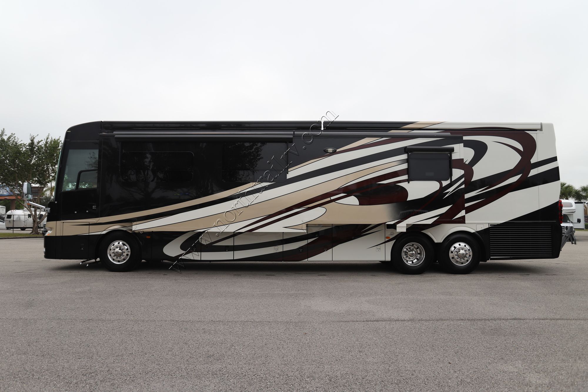 Used 2015 Newmar Essex 4503 Class A  For Sale