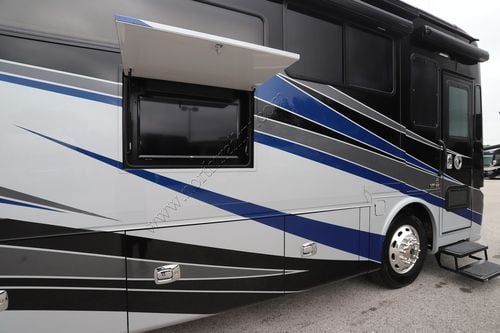 2021 Tiffin Motor Homes Allegro Red 37BA