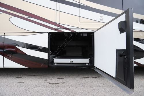 2015 Newmar Essex 4503