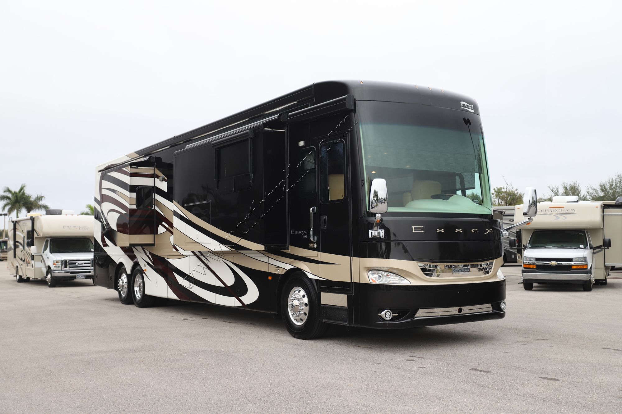 Used 2015 Newmar Essex 4503 Class A  For Sale