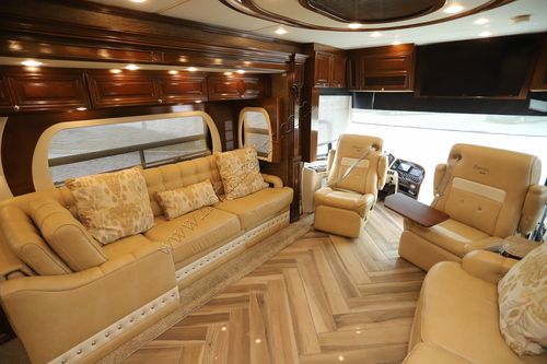 2015 Newmar Essex 4503