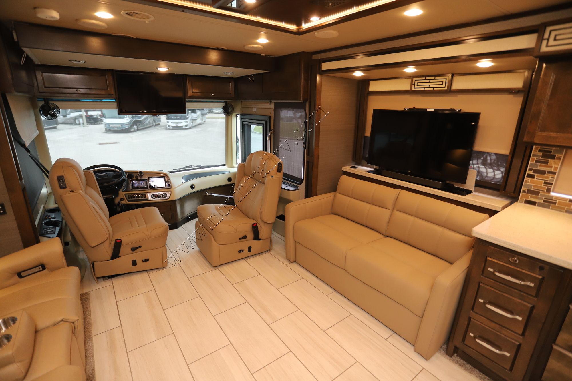 Used 2021 Tiffin Motor Homes Allegro Red 37BA Class A  For Sale