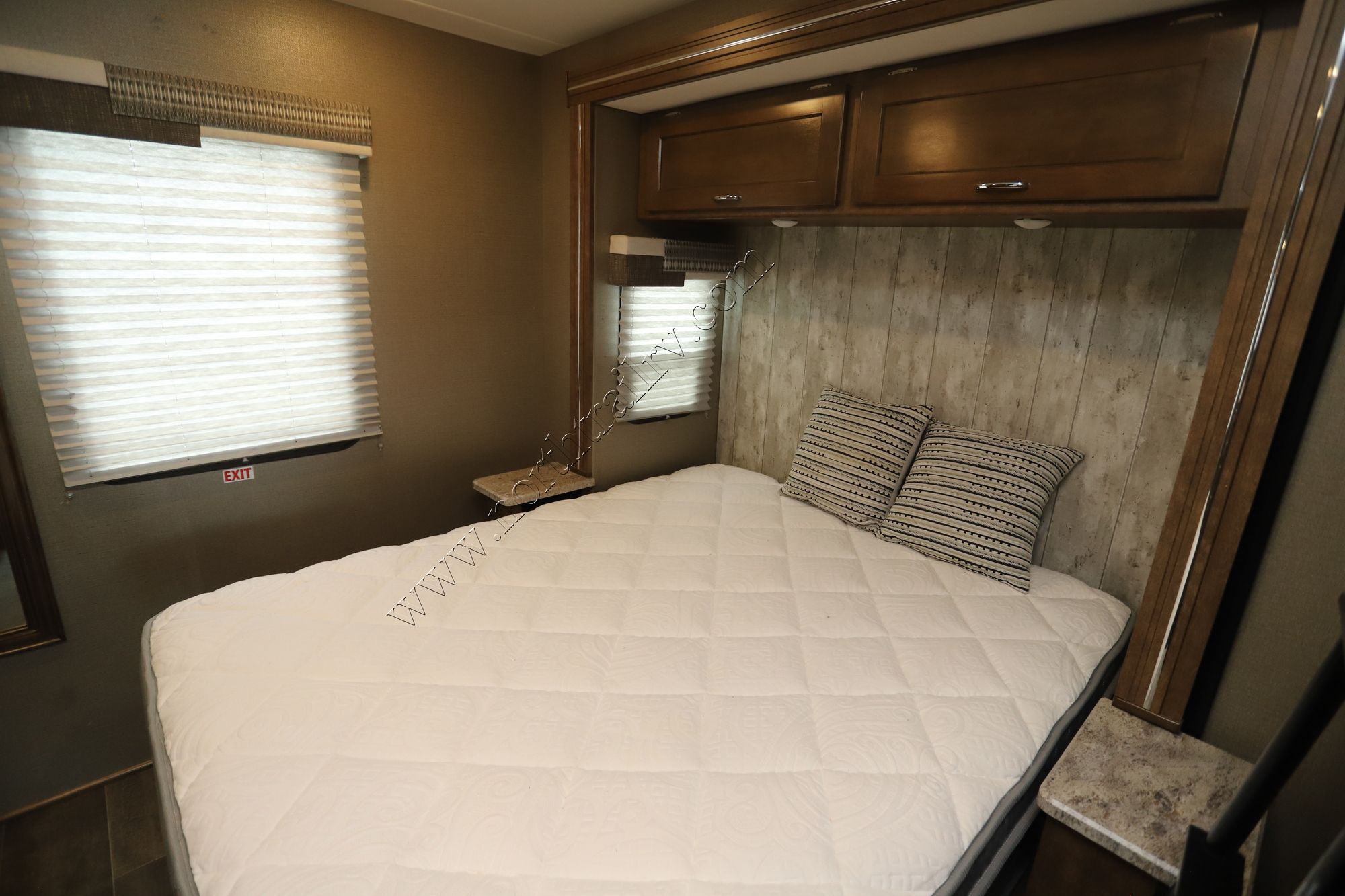 Used 2018 Winnebago Intent 30R Class A  For Sale