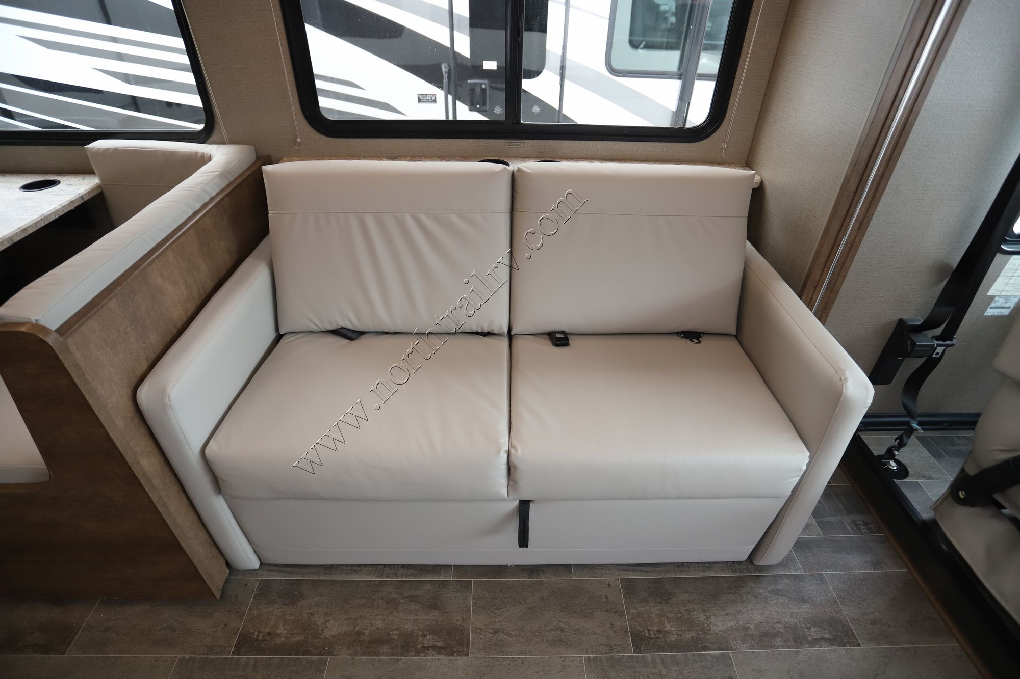 Used 2018 Winnebago Intent 30R Class A  For Sale