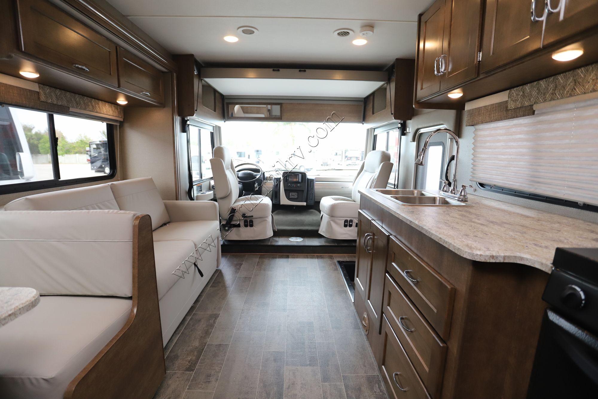 Used 2018 Winnebago Intent 30R Class A  For Sale