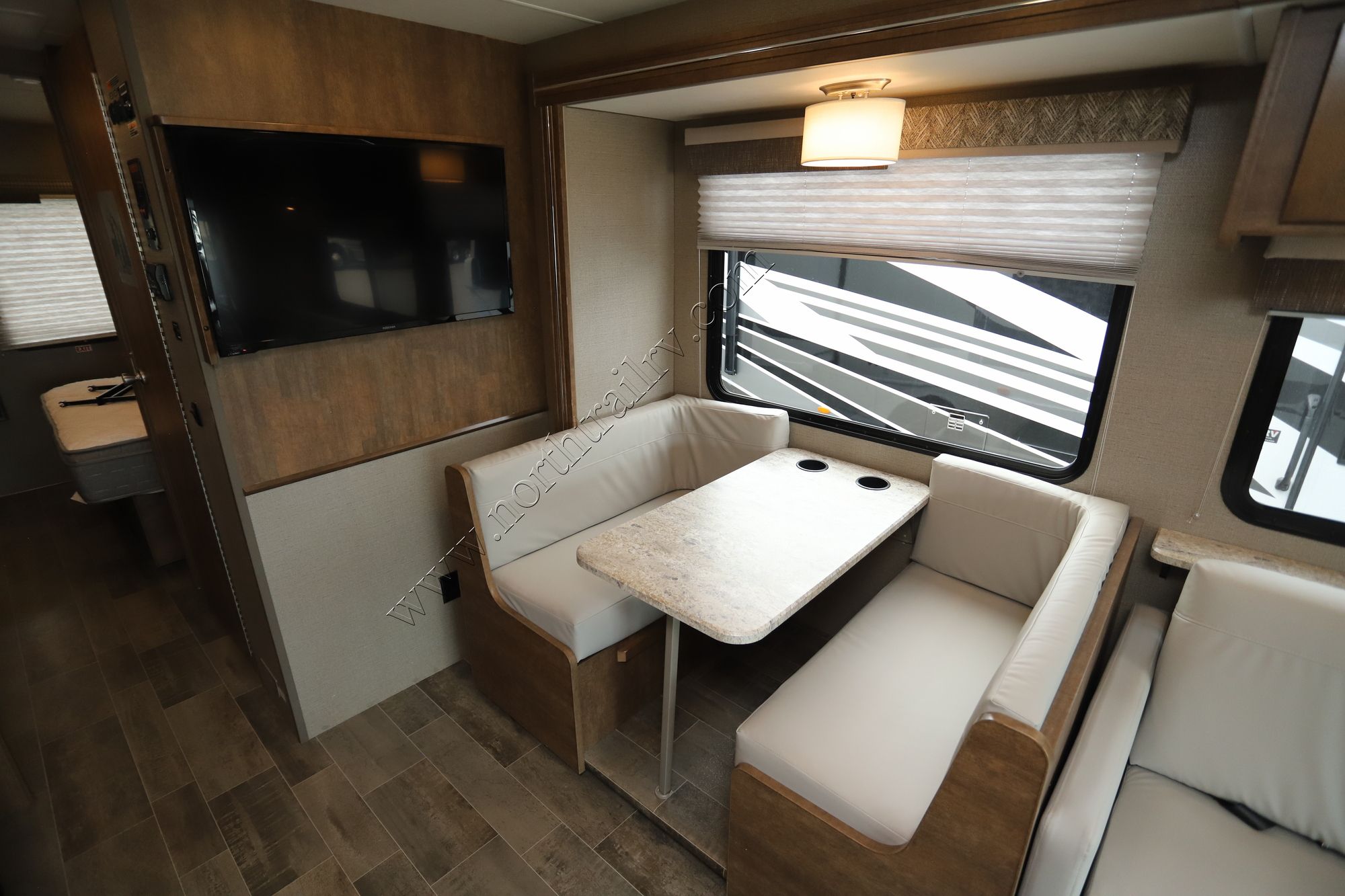 Used 2018 Winnebago Intent 30R Class A  For Sale