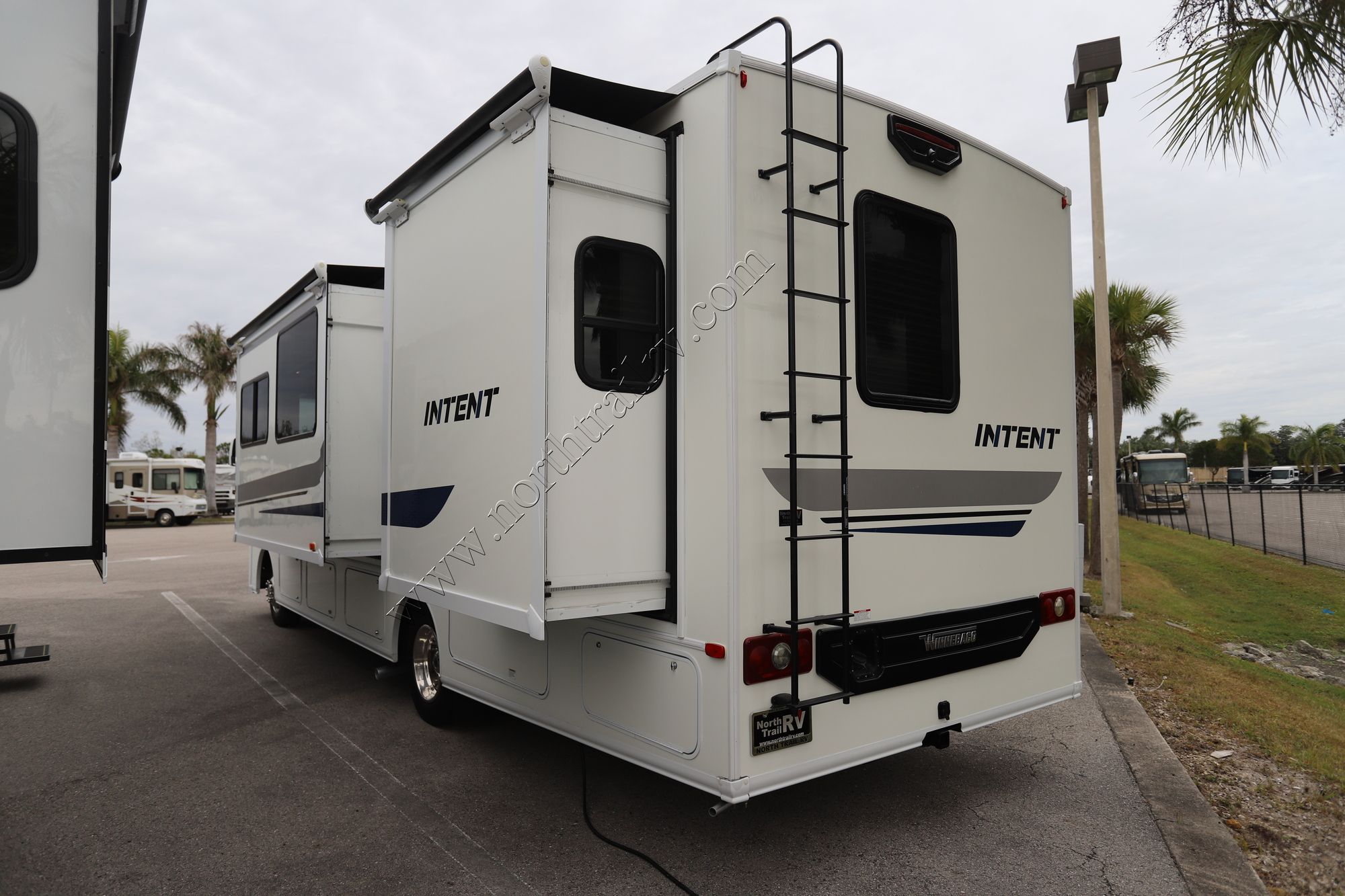 Used 2018 Winnebago Intent 30R Class A  For Sale