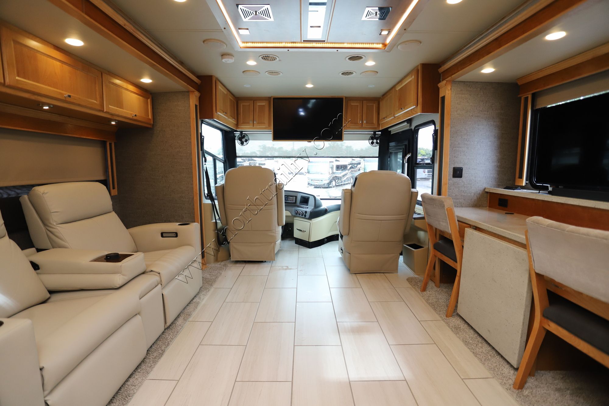 Used 2022 Tiffin Motor Homes Allegro Red 37PA Class A  For Sale