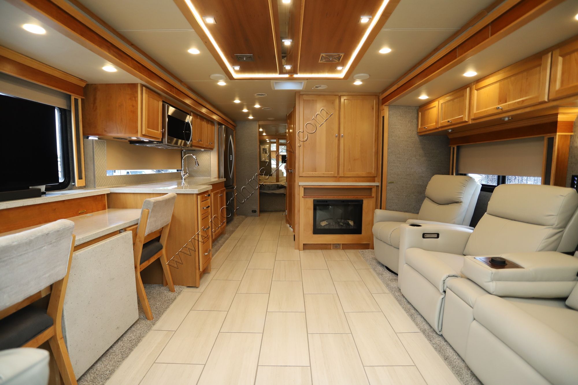 Used 2022 Tiffin Motor Homes Allegro Red 37PA Class A  For Sale