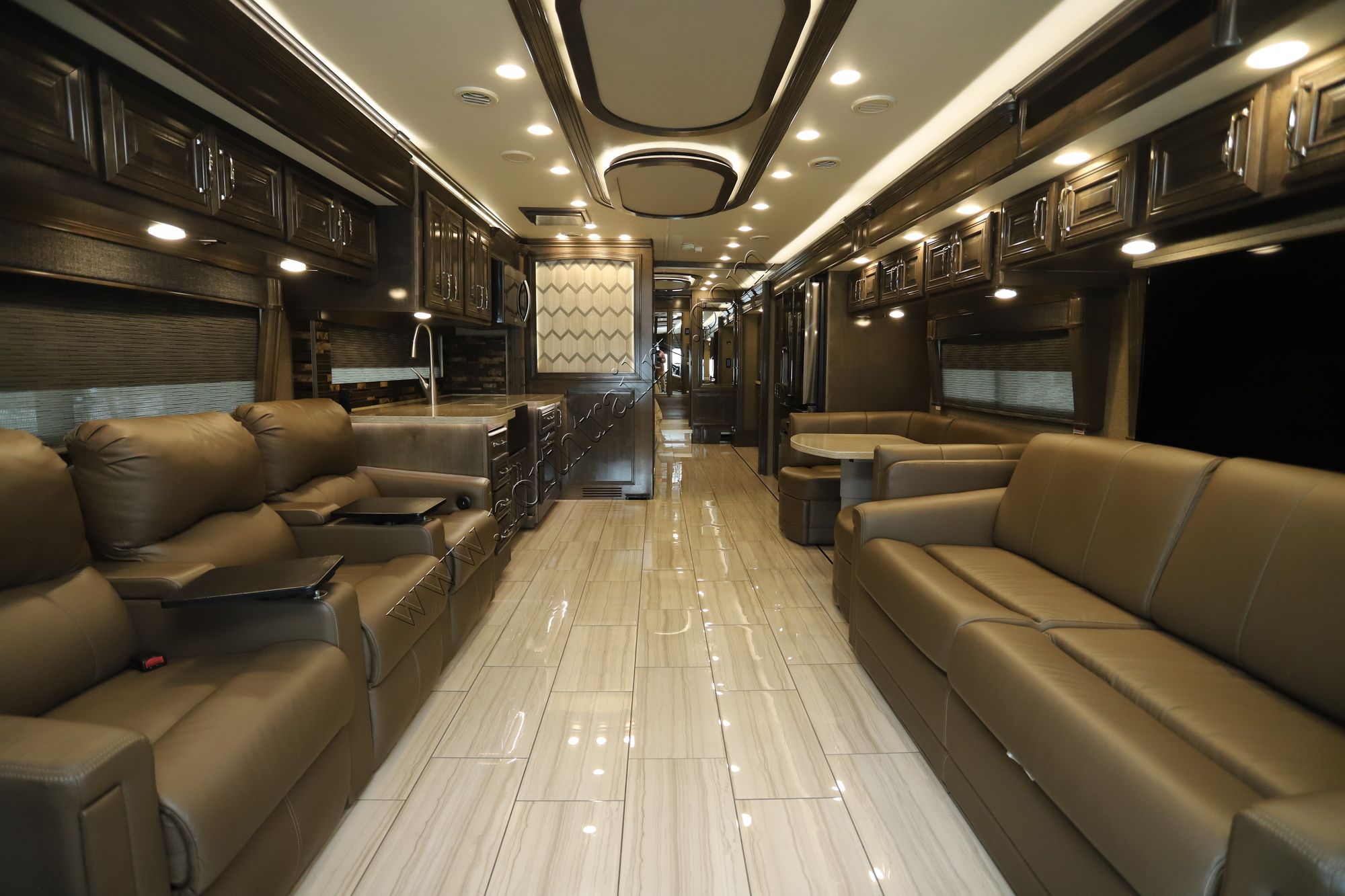 Used 2020 American Coach Dream 45A Class A  For Sale