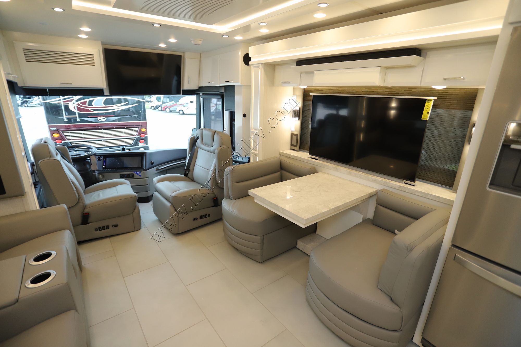 New 2025 Newmar Mountain Aire 3825 Class A  For Sale