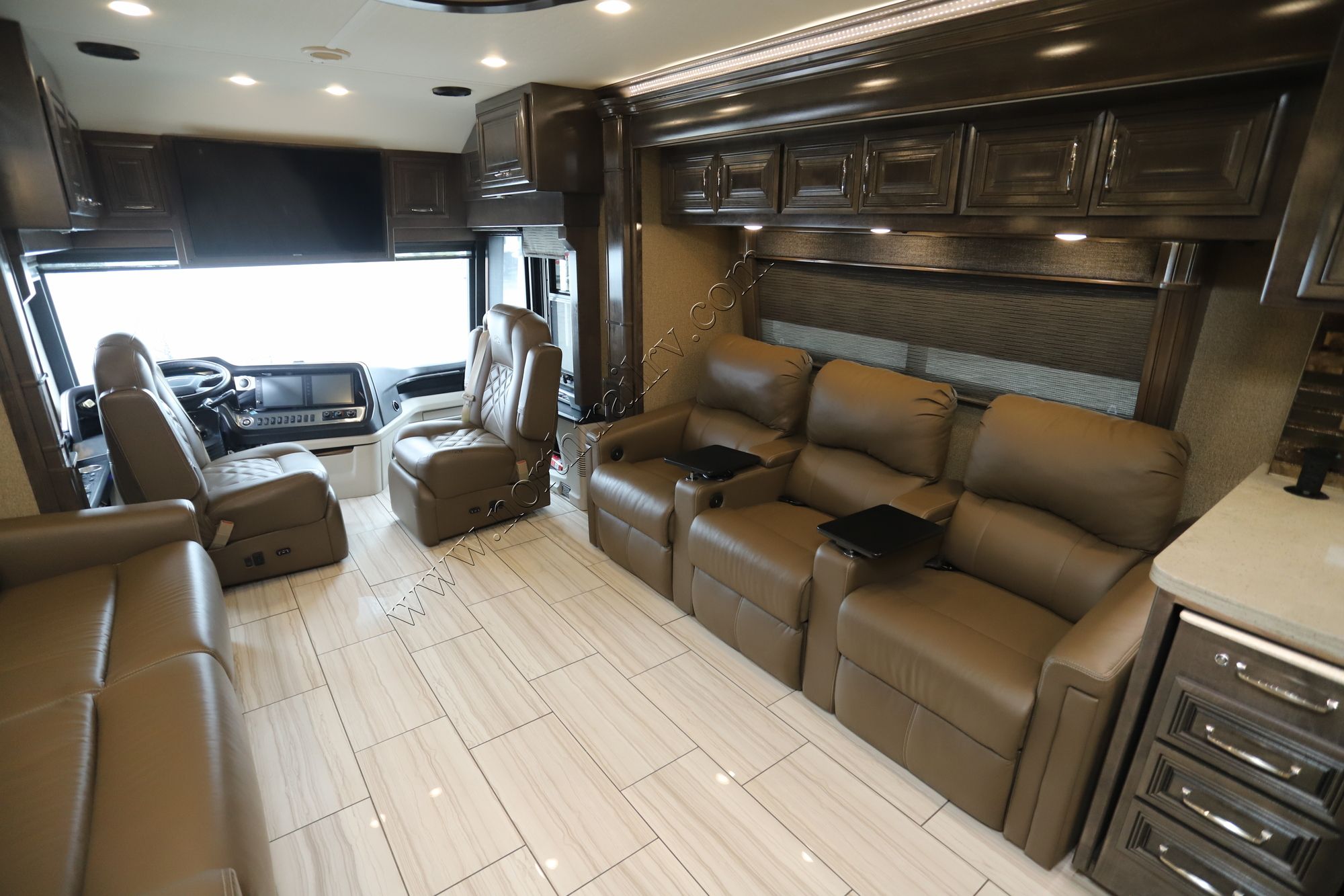 Used 2020 American Coach Dream 45A Class A  For Sale