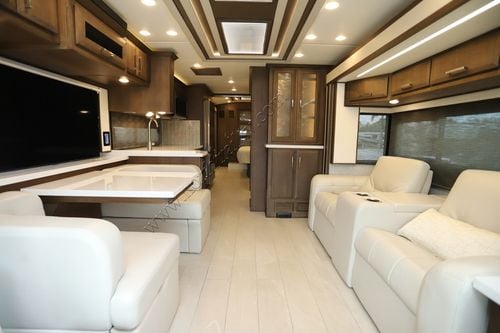 2023 Newmar New Aire 3543