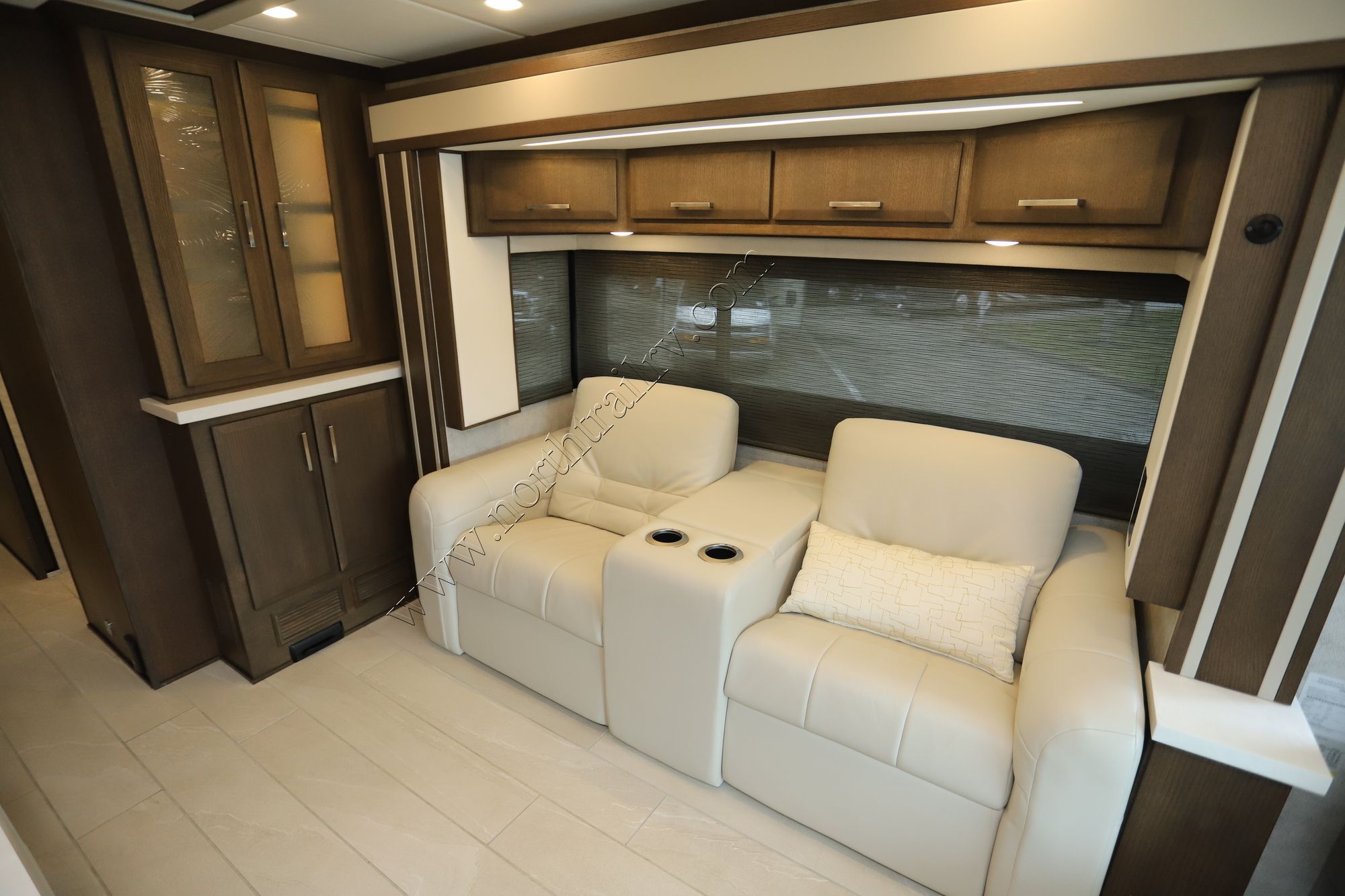 Used 2023 Newmar New Aire 3543 Class A  For Sale