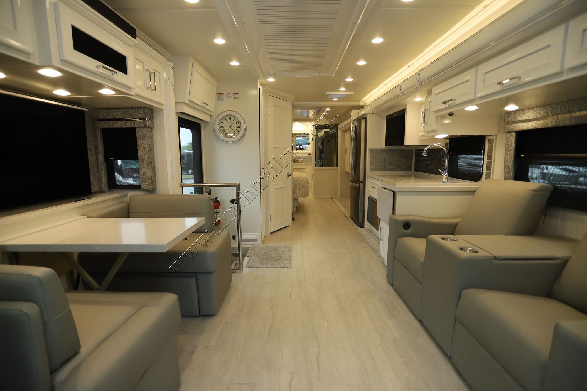 New 2025 Newmar Super Star 4059 Super C  For Sale