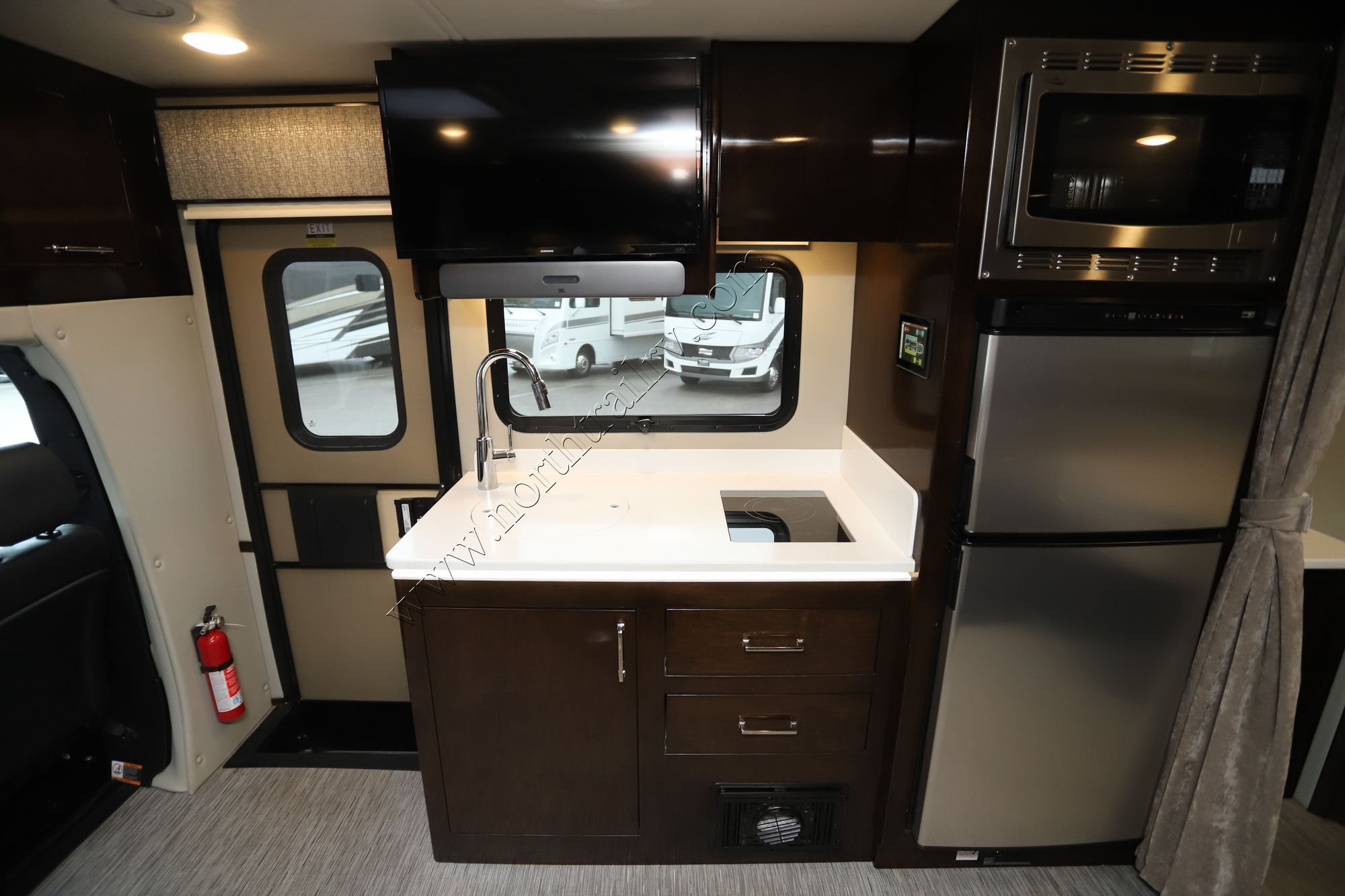 Used 2022 Renegade Rv Vienna 25VFWS Class C  For Sale