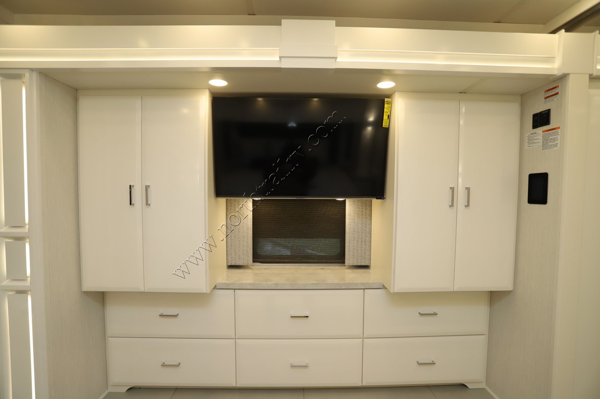 New 2025 Newmar Mountain Aire 3825 Class A  For Sale