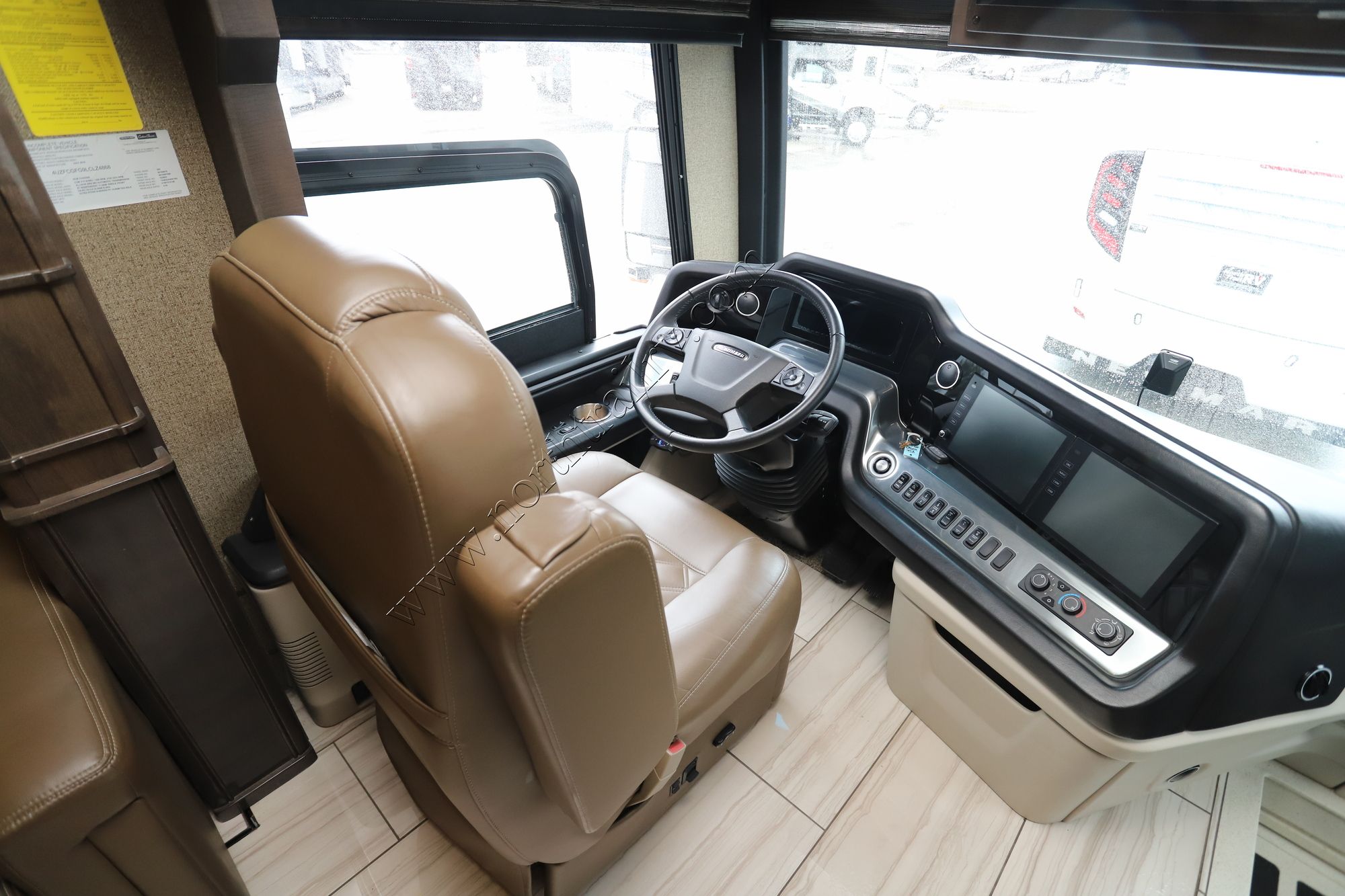 Used 2020 American Coach Dream 45A Class A  For Sale