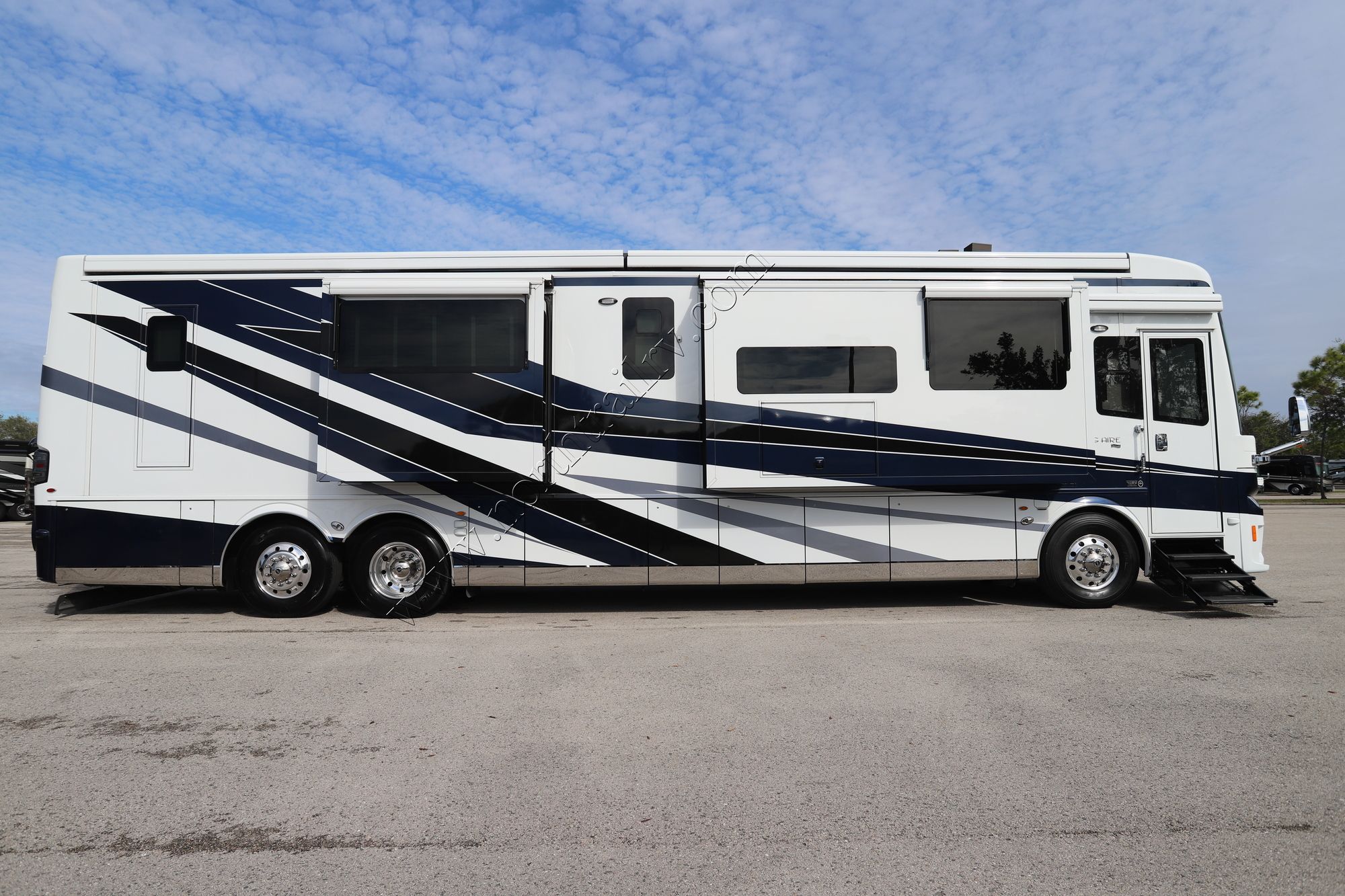 Used 2021 Newmar King Aire 4531 Class A  For Sale