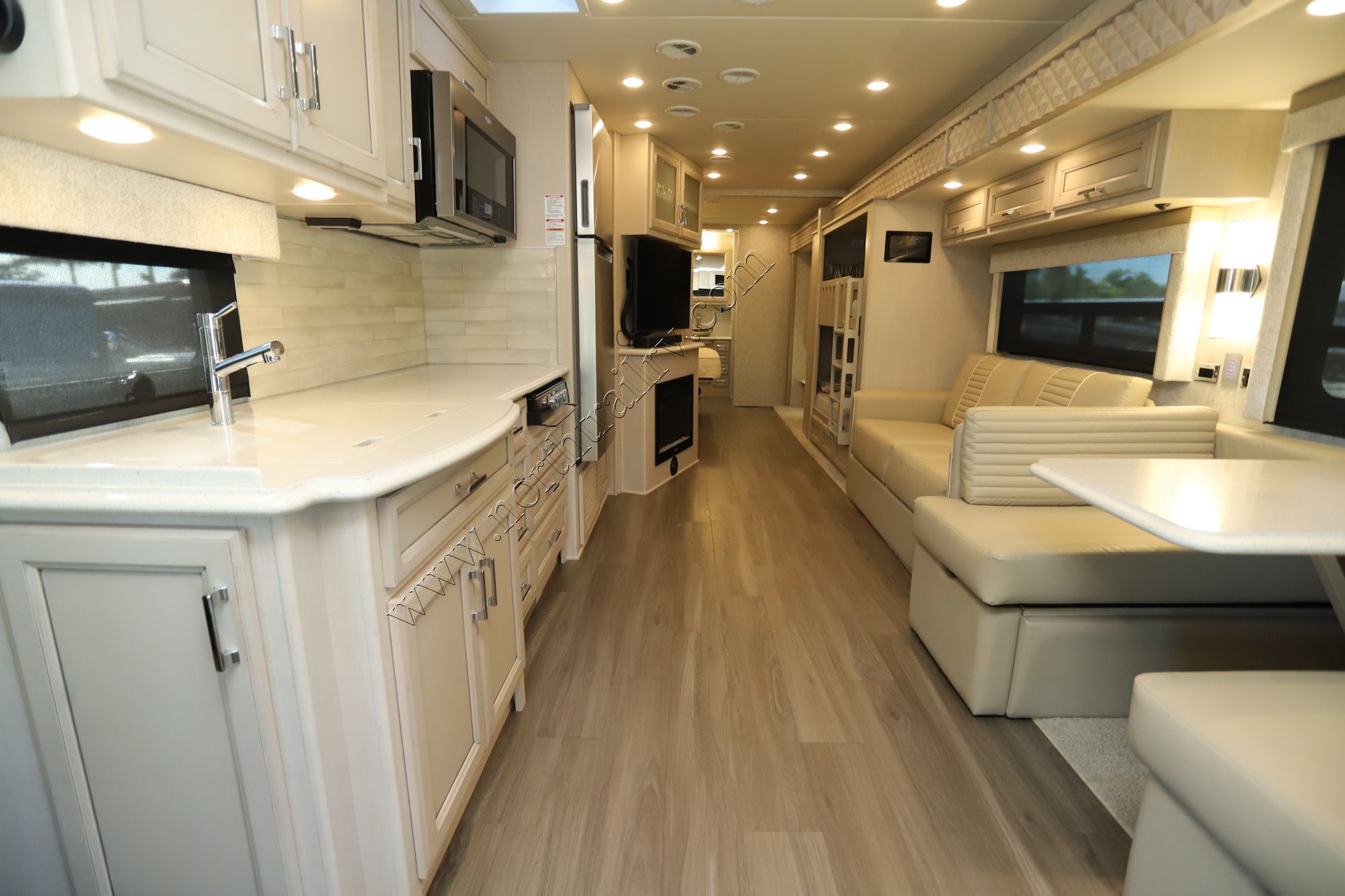 Used 2023 Newmar Bay Star 3616 Class A  For Sale