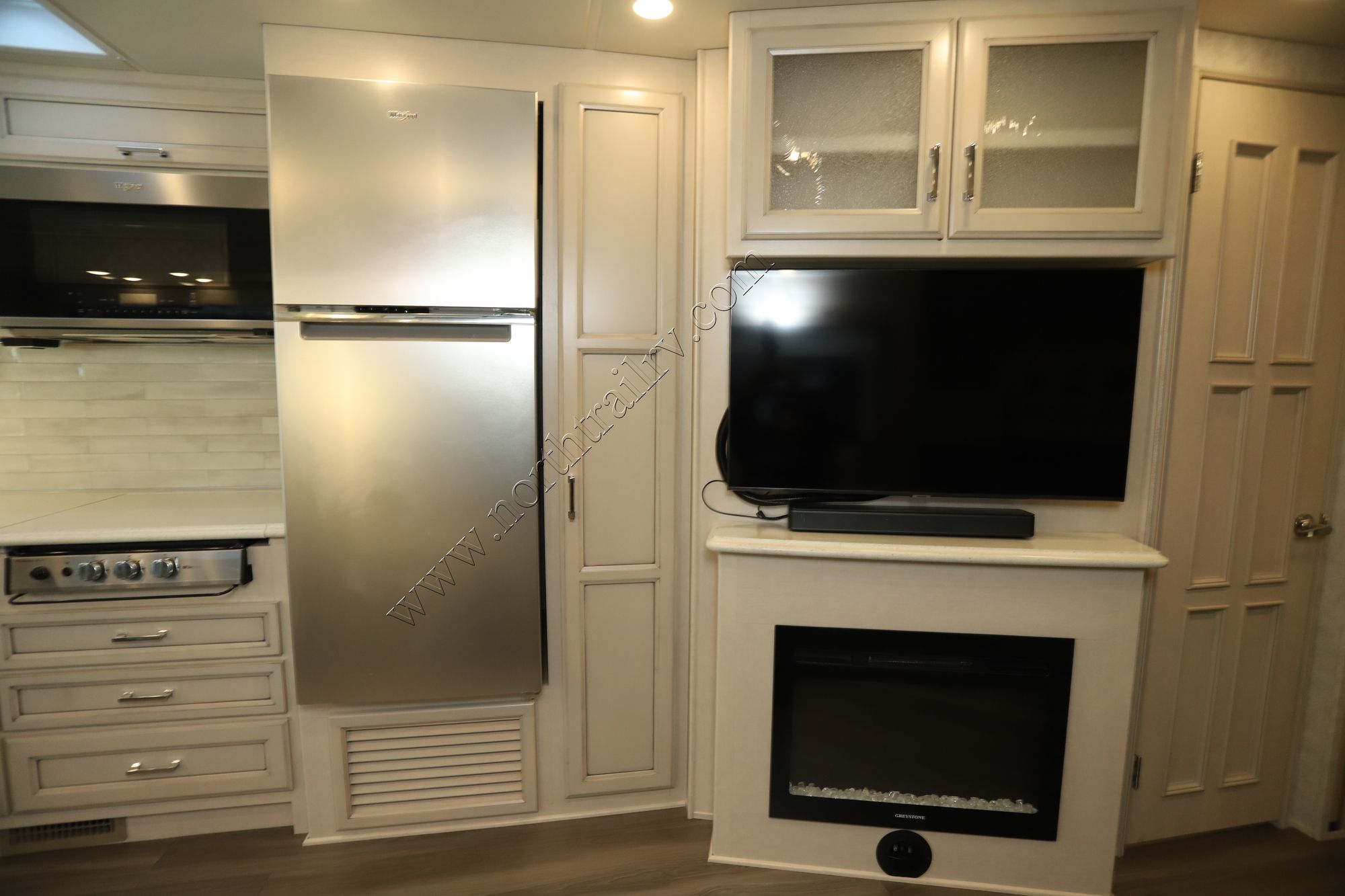 Used 2023 Newmar Bay Star 3616 Class A  For Sale
