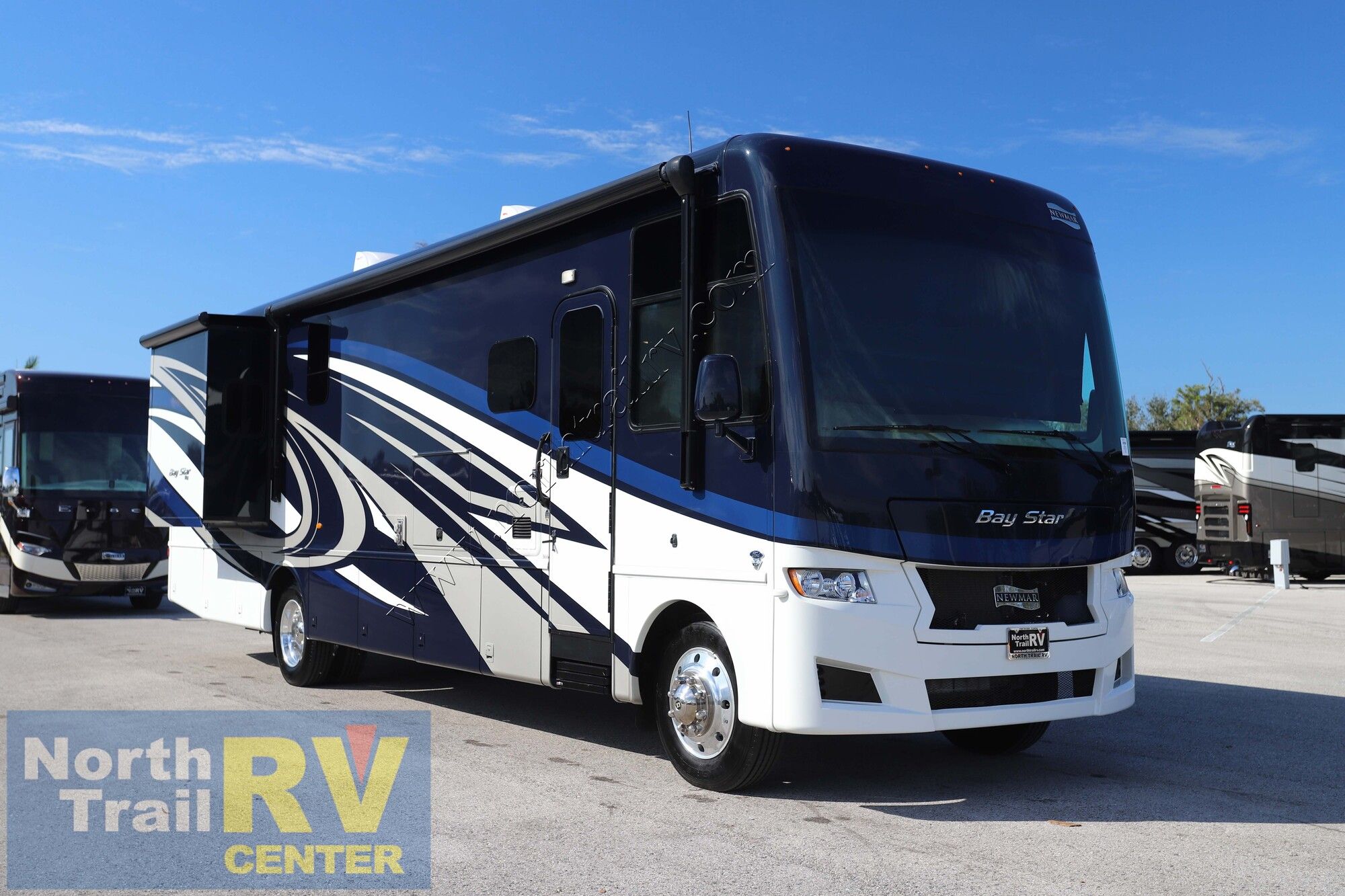 Used 2023 Newmar Bay Star 3616 Class A  For Sale