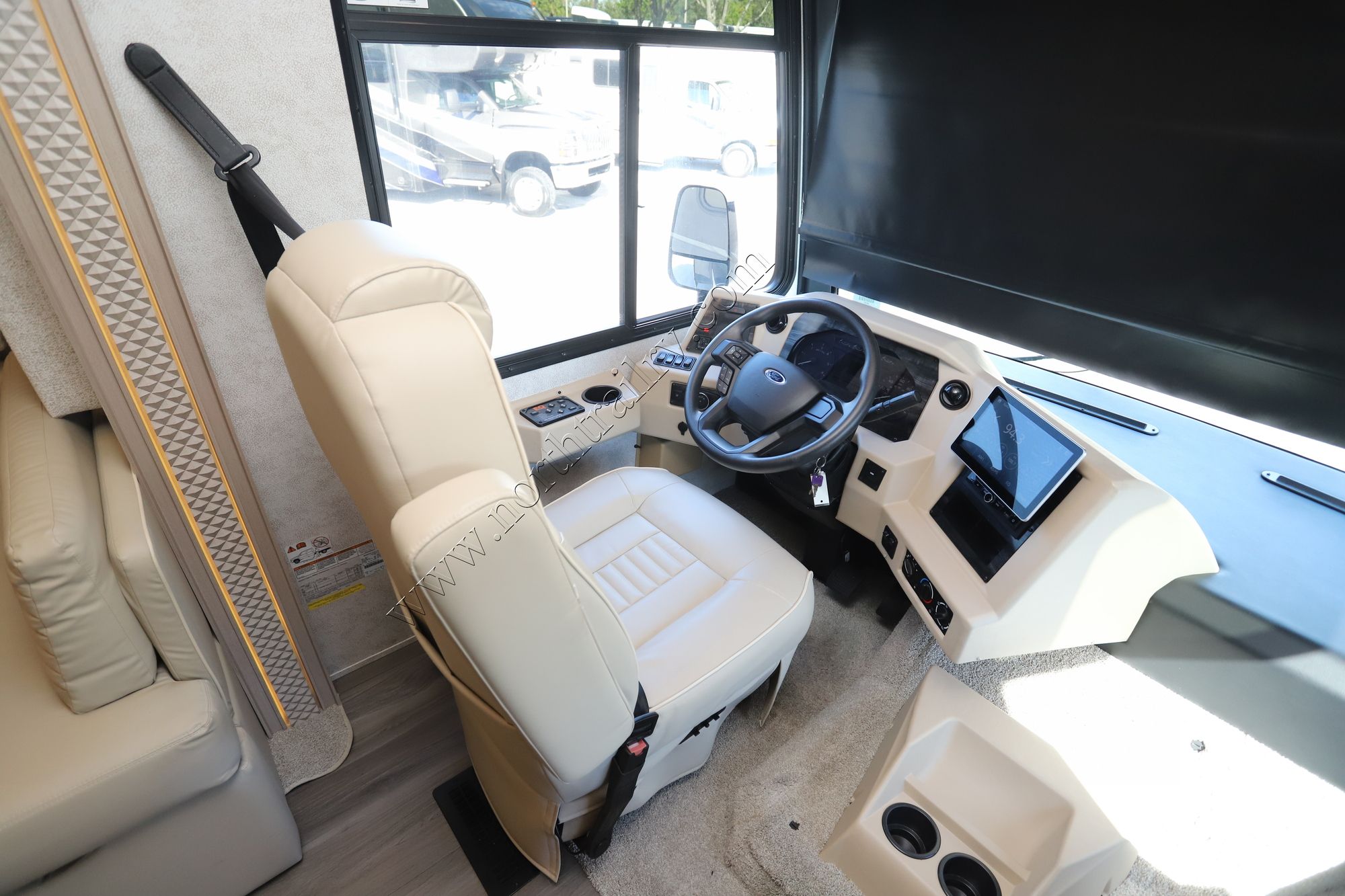Used 2023 Newmar Bay Star 3616 Class A  For Sale