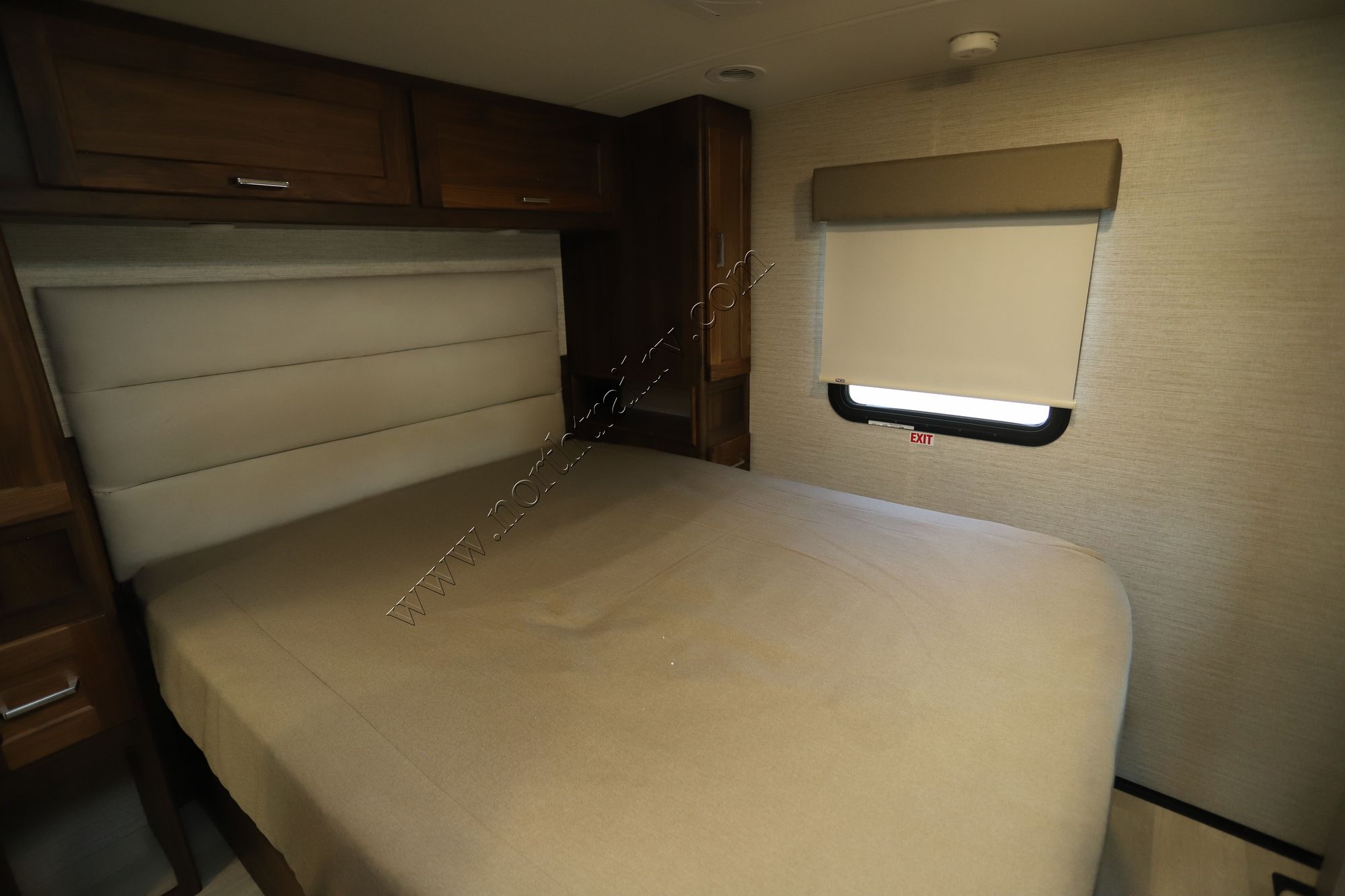 Used 2022 Winnebago Vista 31B Class A  For Sale