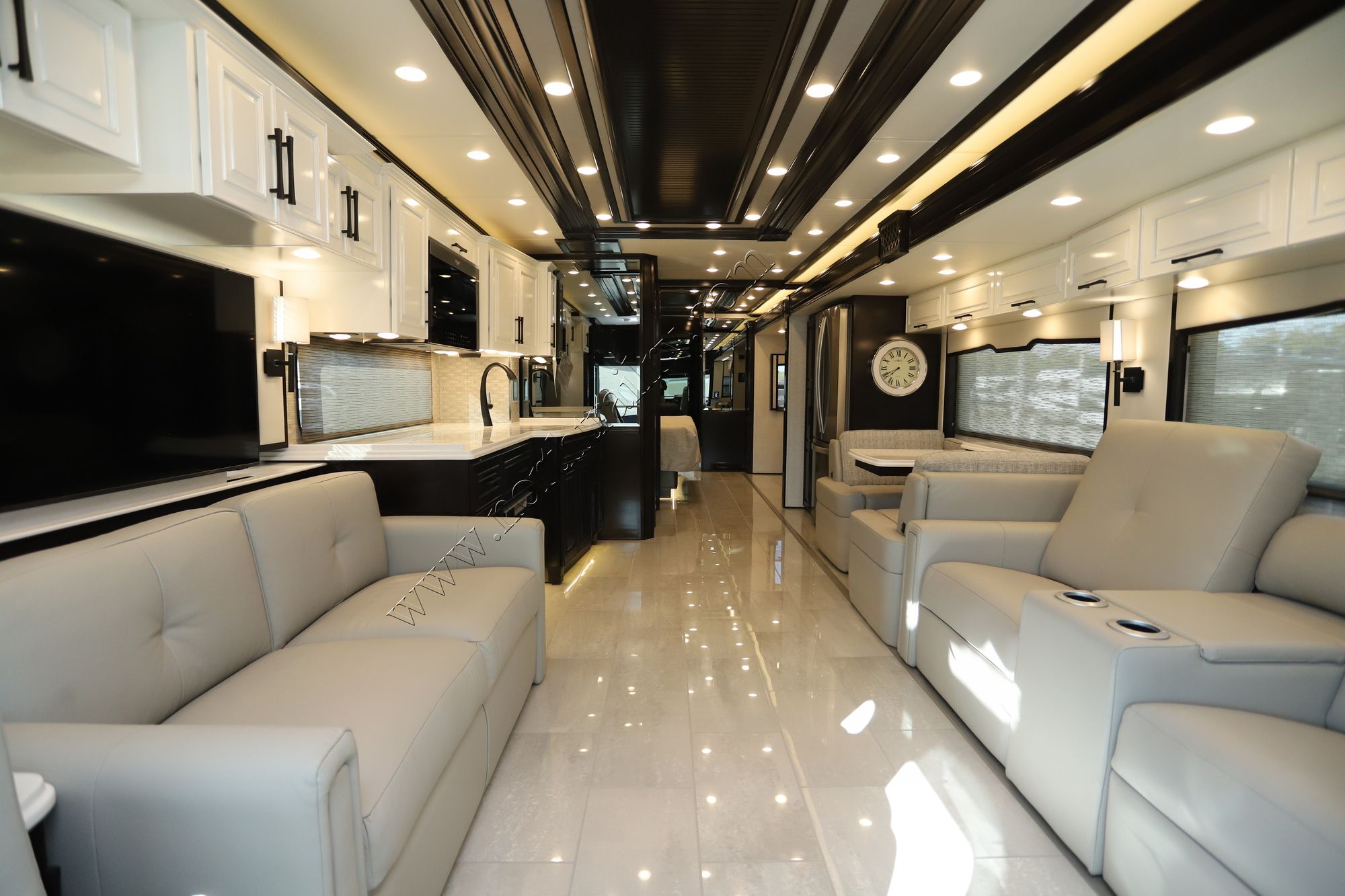 New 2025 Newmar London Aire 4551 Class A  For Sale