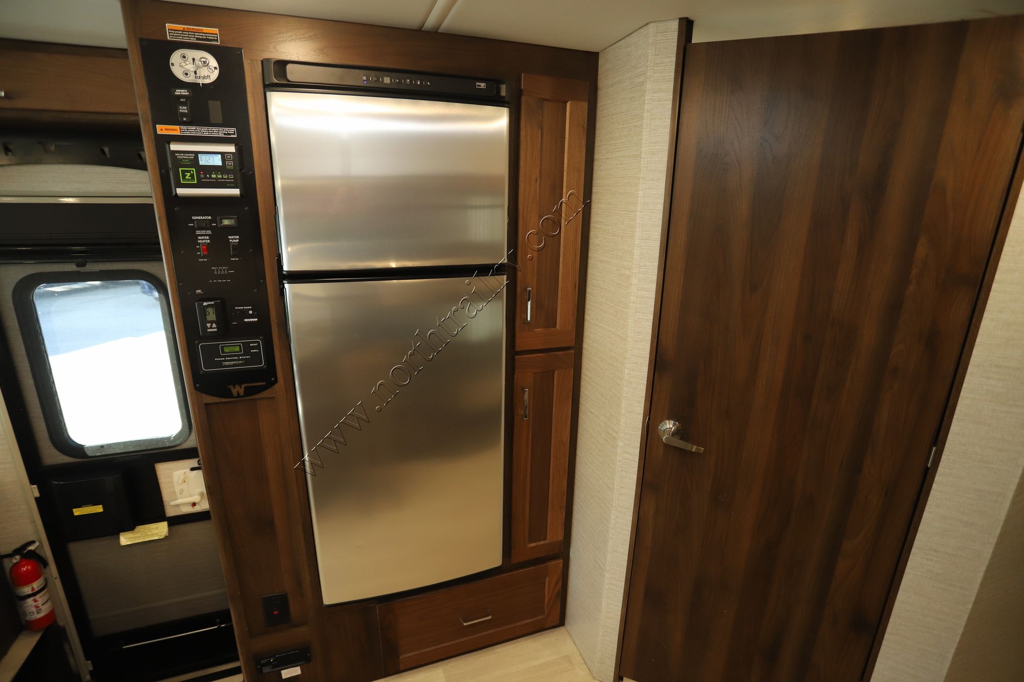 Used 2022 Winnebago Vista 31B Class A  For Sale