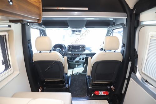 2022 Winnebago Boldt 70BL 4X4