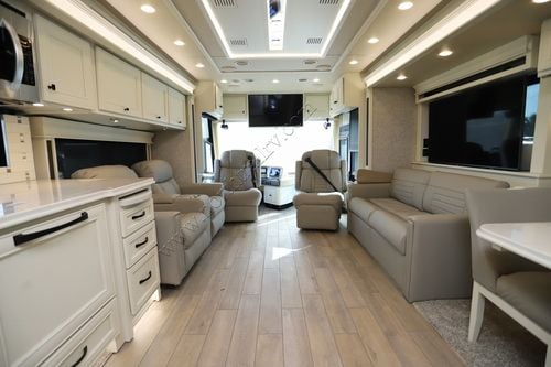 2023 Tiffin Motor Homes Phaeton 40IH