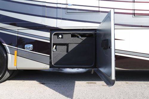 2023 Tiffin Motor Homes Phaeton 40IH