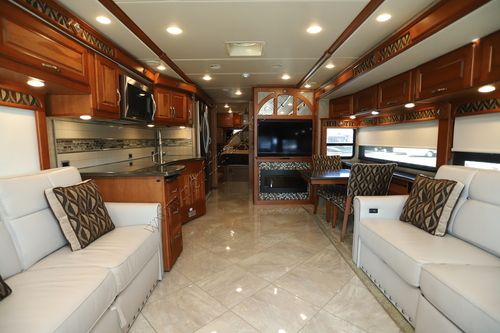 2017 Winnebago Journey 36M