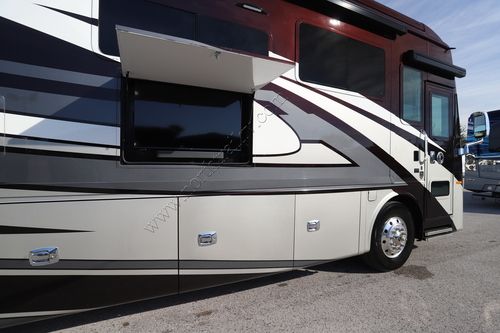 2023 Tiffin Motor Homes Phaeton 40IH