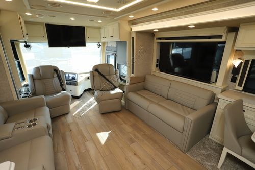 2023 Tiffin Motor Homes Phaeton 40IH