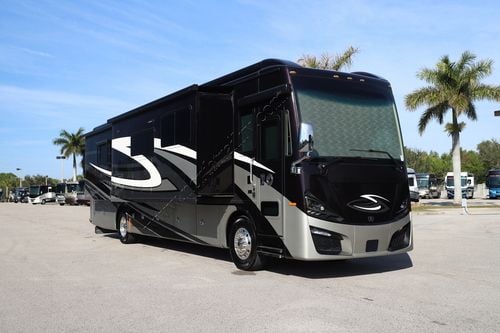 2023 Tiffin Motor Homes Phaeton 40IH