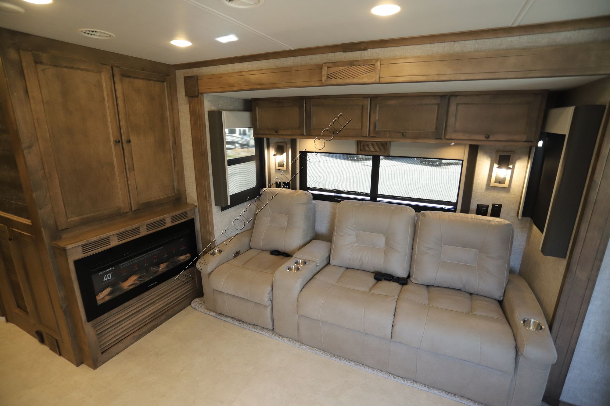 New 2025 Tiffin Motor Homes Allegro 34PA Class A  For Sale