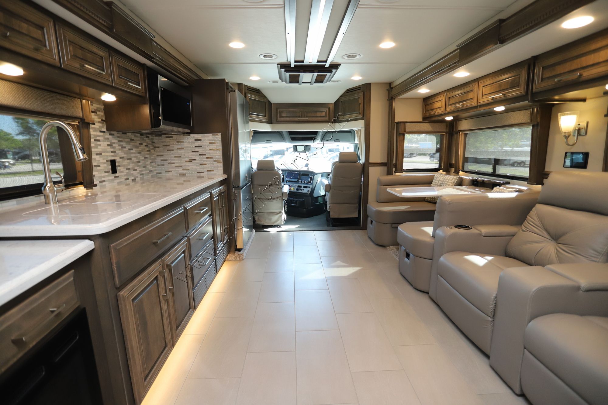 Used 2023 Renegade Rv Xl 43DB Super C  For Sale