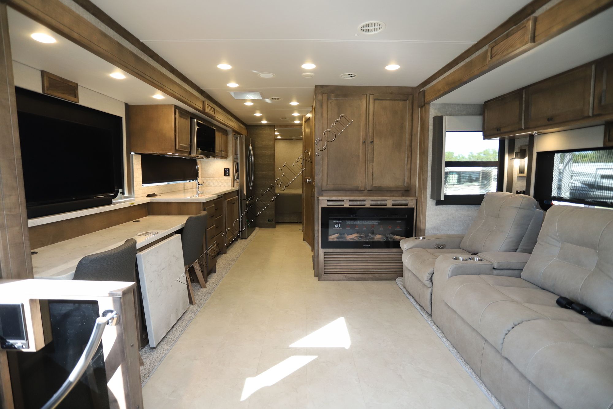 New 2025 Tiffin Motor Homes Allegro 34PA Class A  For Sale